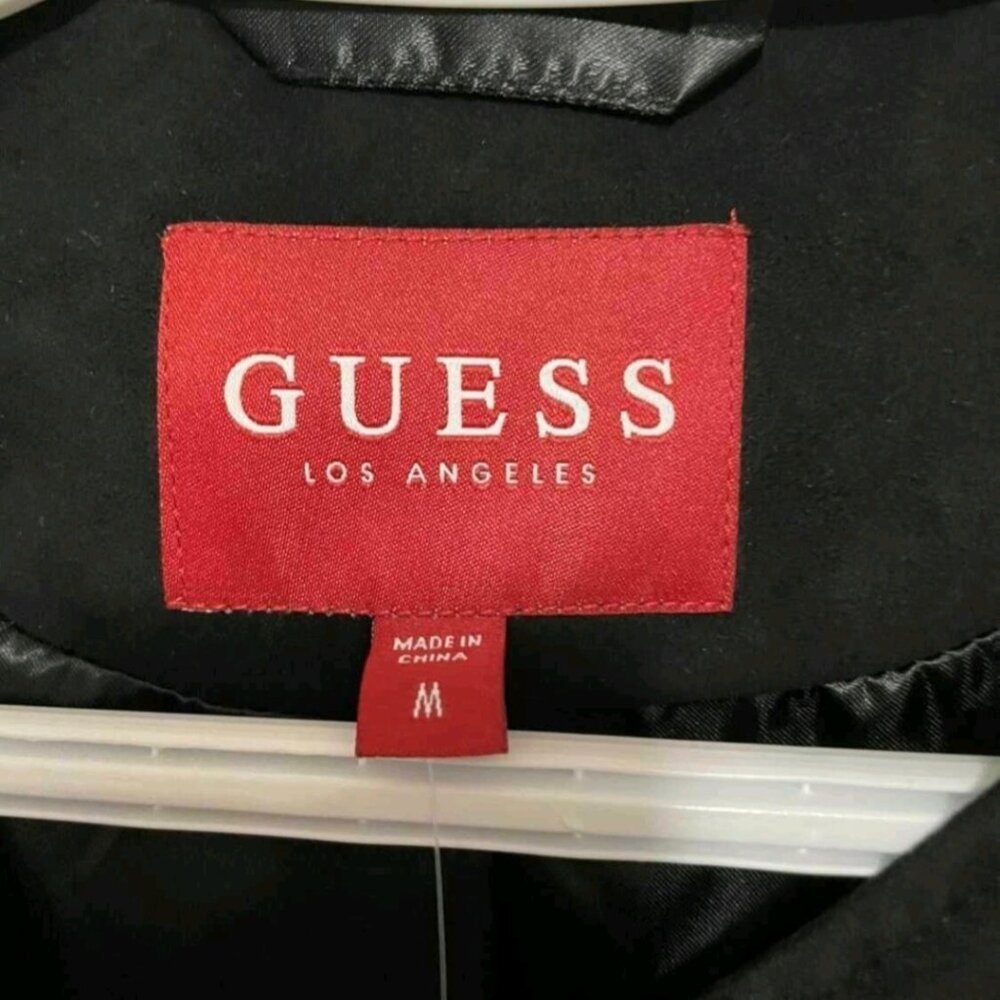 BNWT GUESS Jacket โจ๏ธ - Picture 3 of 3